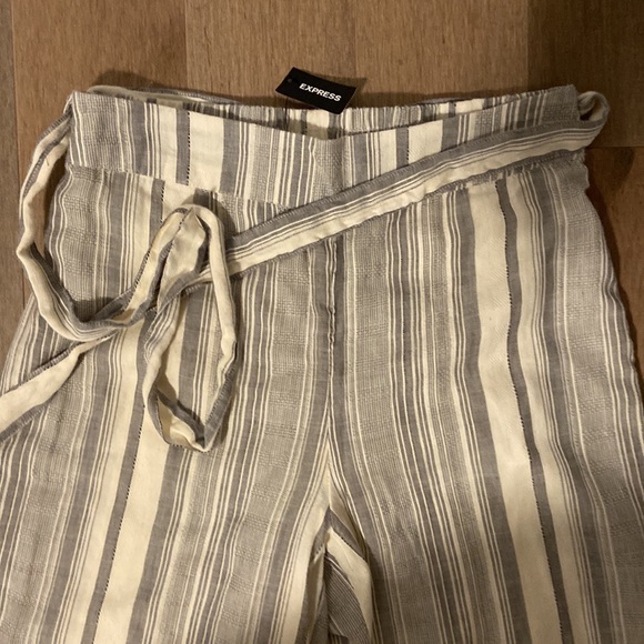 NWT striped neutral wide leg pants, size M - Picture 3 of 5